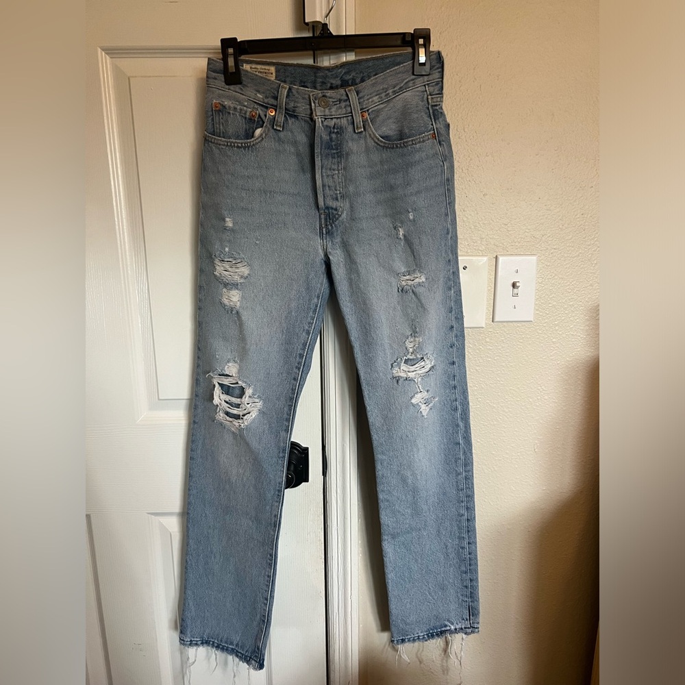 Levi’s 501 jeans / size W25    L30